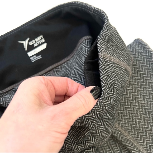 OLD NAVY ACTIVE Go-Dry Herringbone Pattern Legging Gray Black Sz XS - Picture 3 of 8